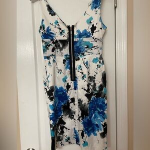 Beautiful Bisou Bisou dress. Size 8. Great condition.